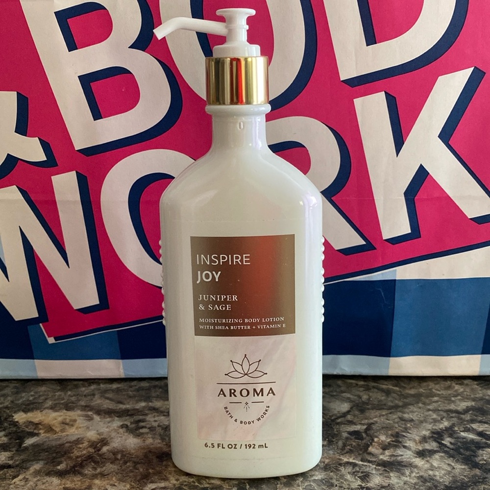 Bath & Body Works Aromatherapy Inspire Joy Juniper & Sage